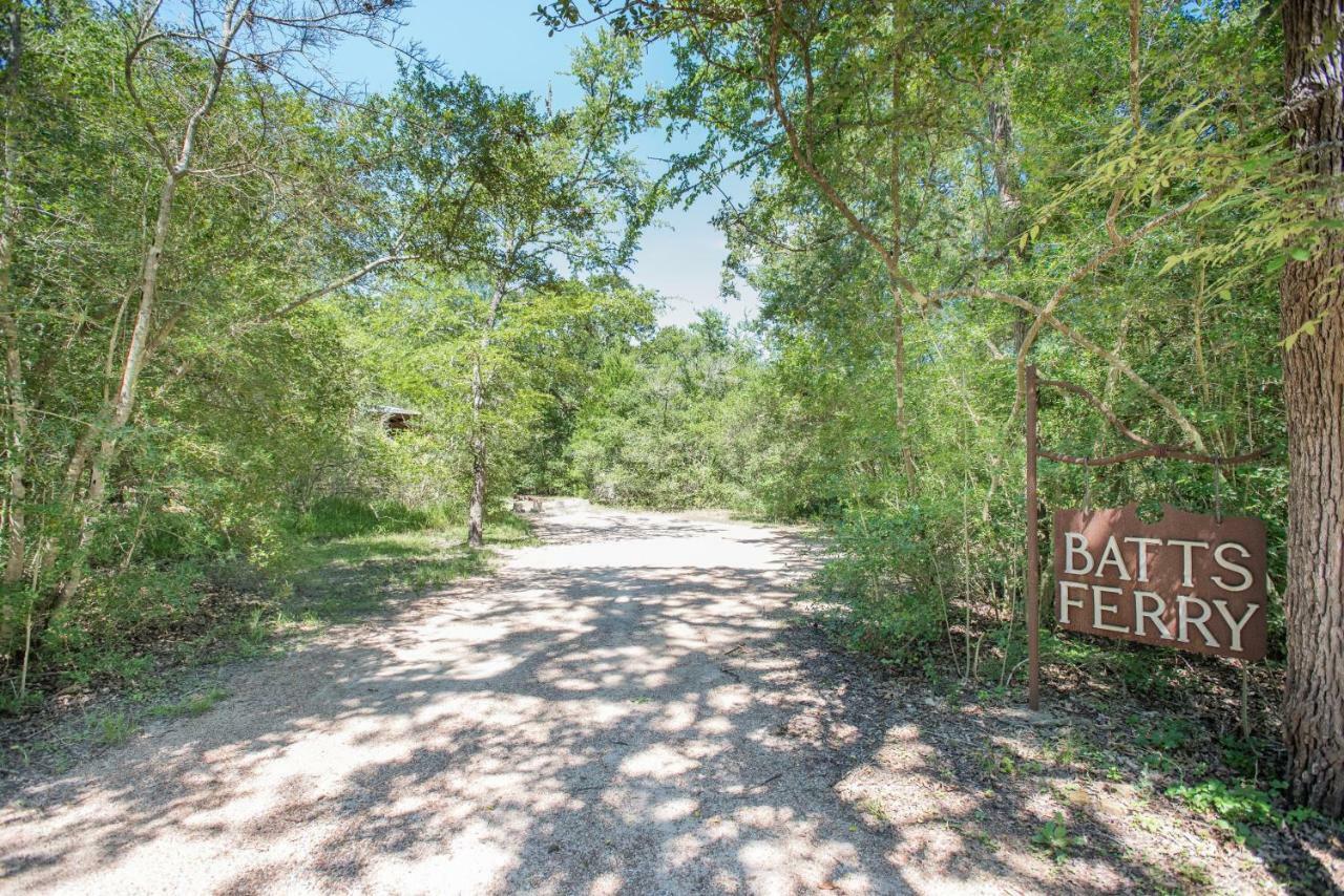 7F Lodge And Events College Station Exterior photo