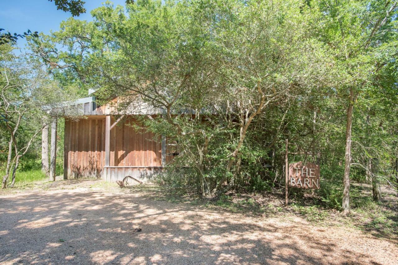 7F Lodge And Events College Station Exterior photo