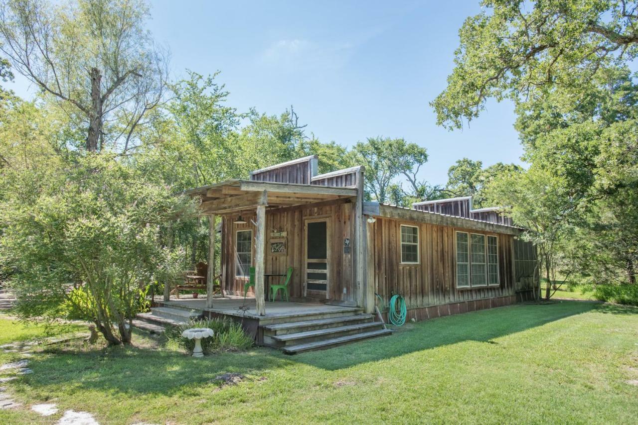 7F Lodge And Events College Station Exterior photo